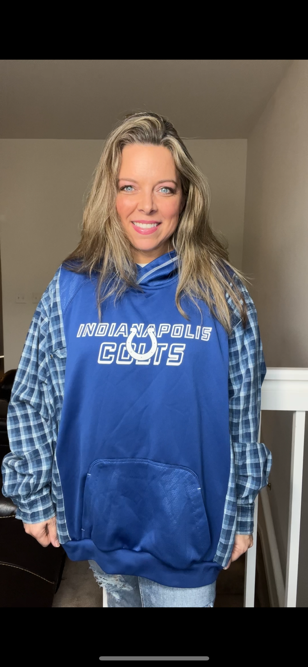 Upcycled Colts – women’s 2X/3X – midweight sweatshirt with flannel sleeves￼