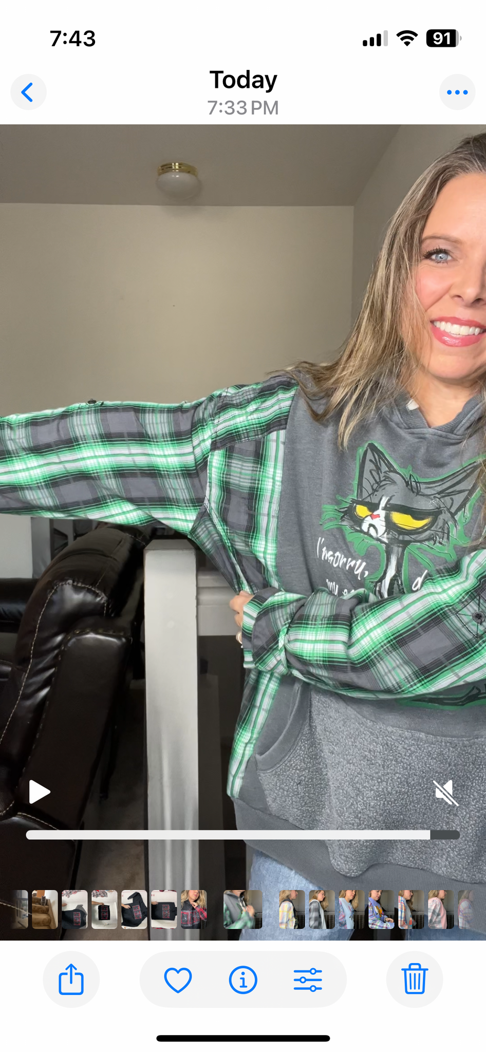Upcycled Cat – women’s 4X midweight sweatshirt with thin flannel sleeves