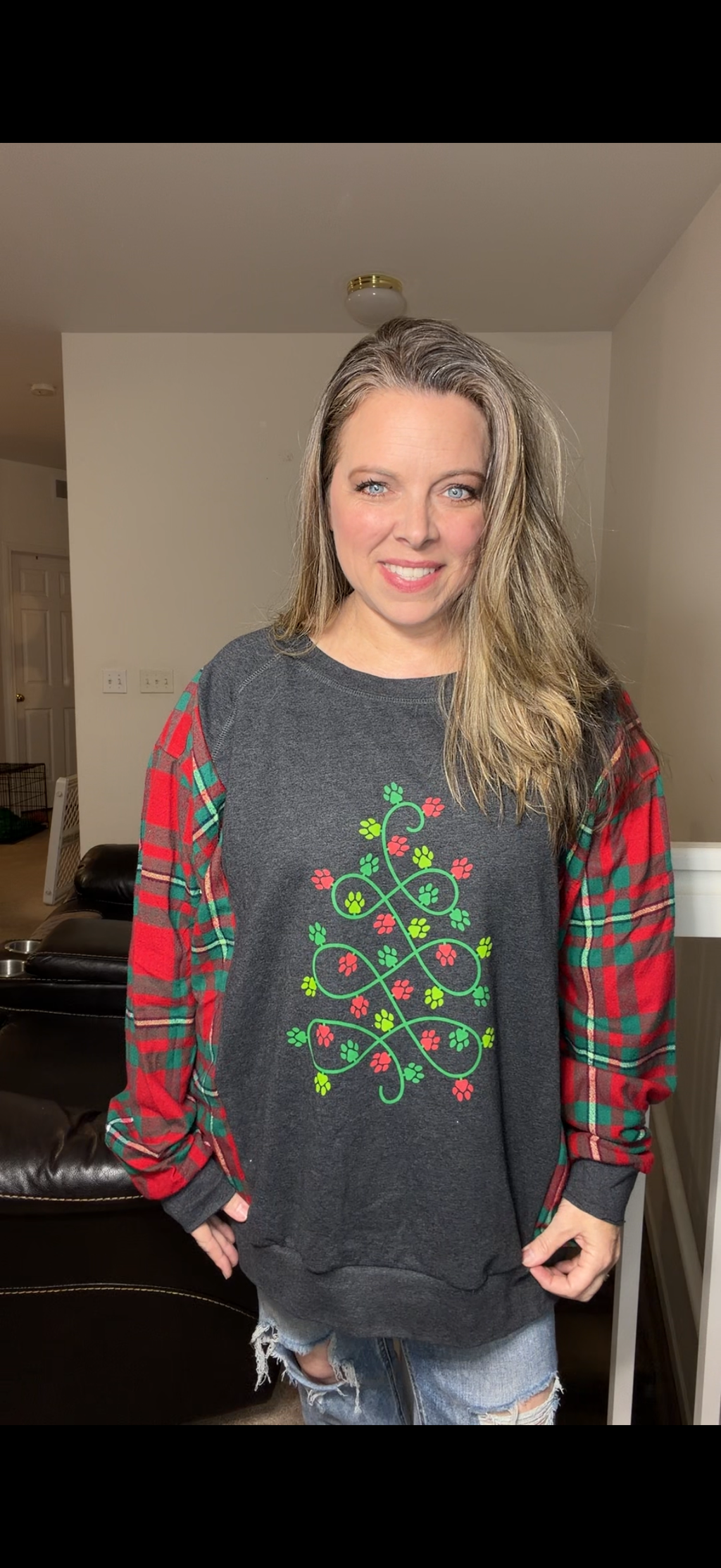 Upcycled Paw Tree – women's 2X/3X midweight sweatshirt with flannel sleeves ￼