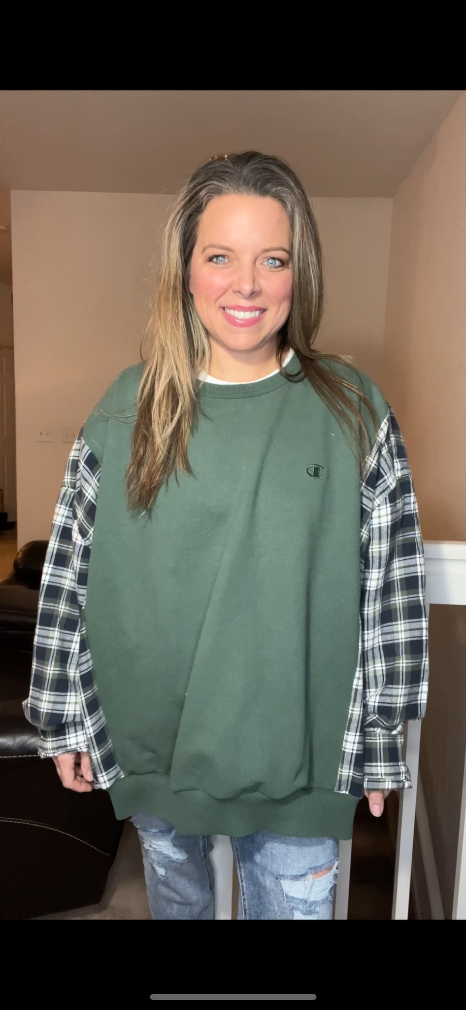Upcycled Green Champ - Women’s 3X/4X - thick sweatshirt with flannel sleeves￼
