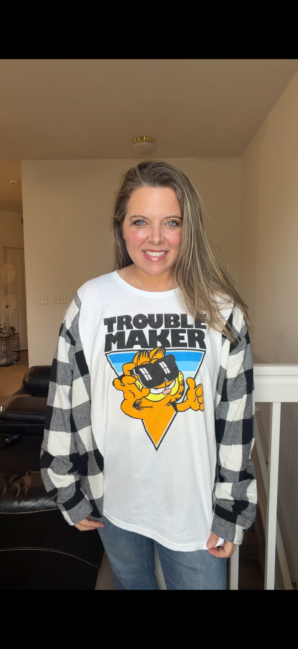 Upcycled Garfield - women's 2X/3X T-shirt with flannel sleeves