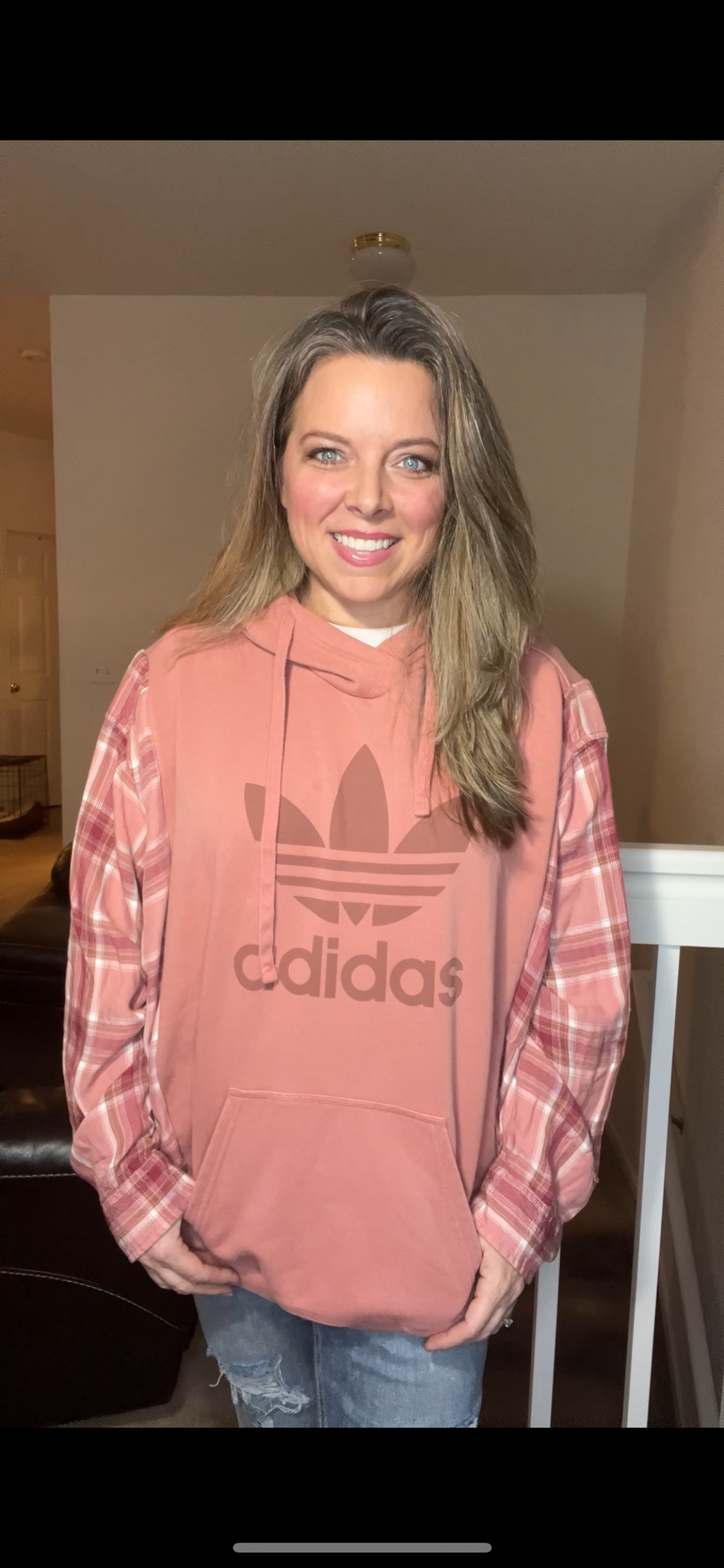 Upcycled Peach Adidas – women’s 2X/3X – midweight sweatshirt with sleeves￼