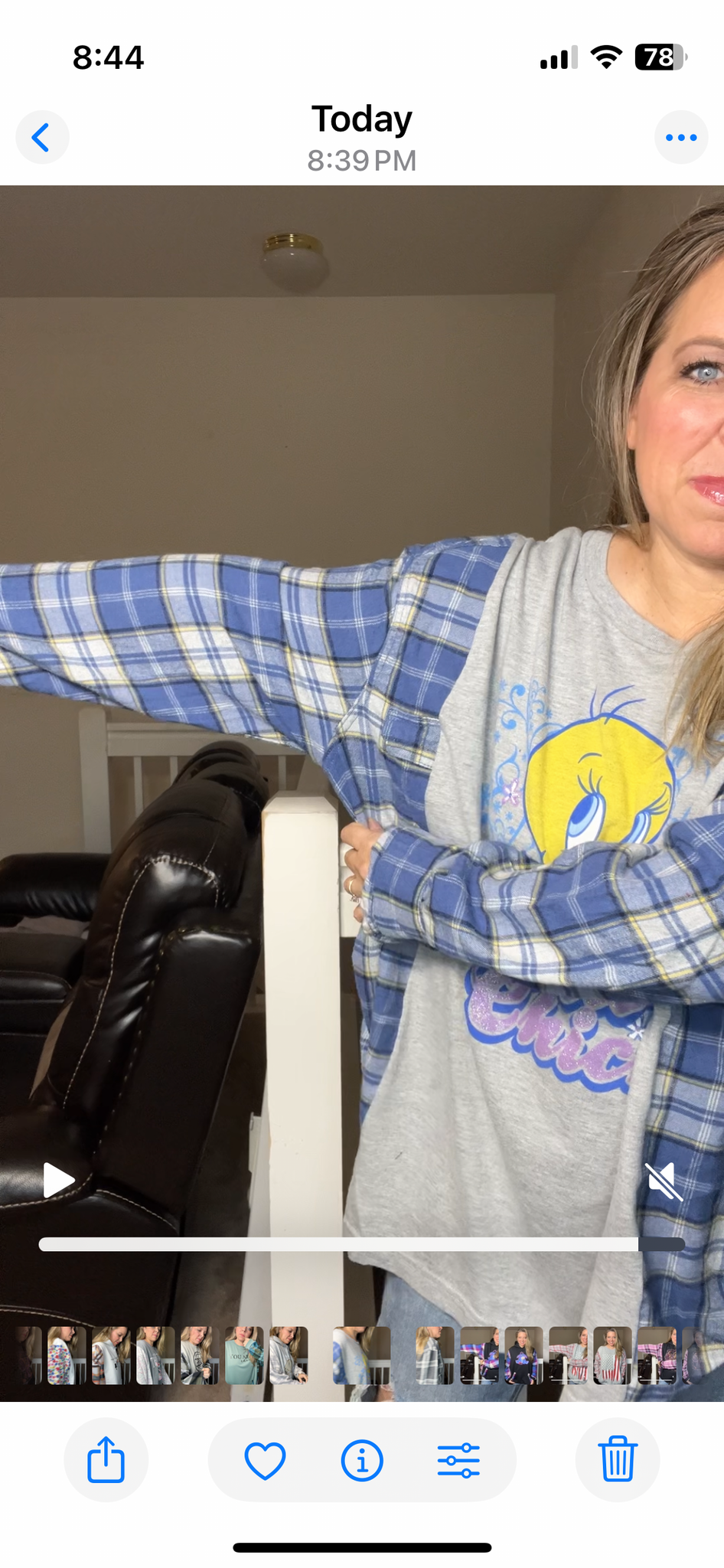 Upcycled Tweety bird – women’s 4X/5X T-shirt with flannel sleeves