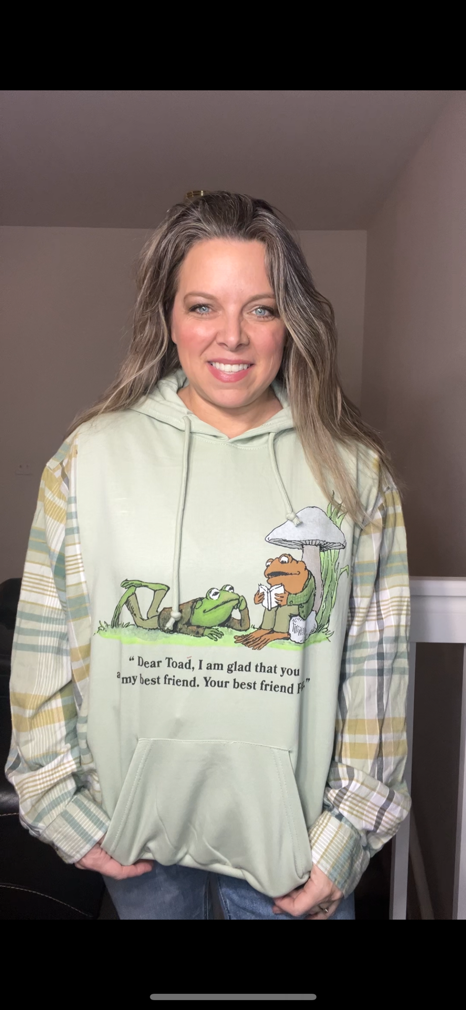 Upcycled Frog and toad – women’s 1X midweight sweatshirt with flannel sleeves