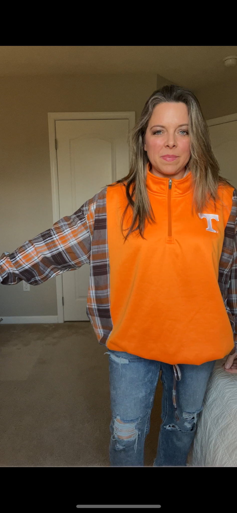 Upcycled Tennessee – women’s 2X/3X – midweight sweatshirt with flannel sleeves drawstring bottom ￼