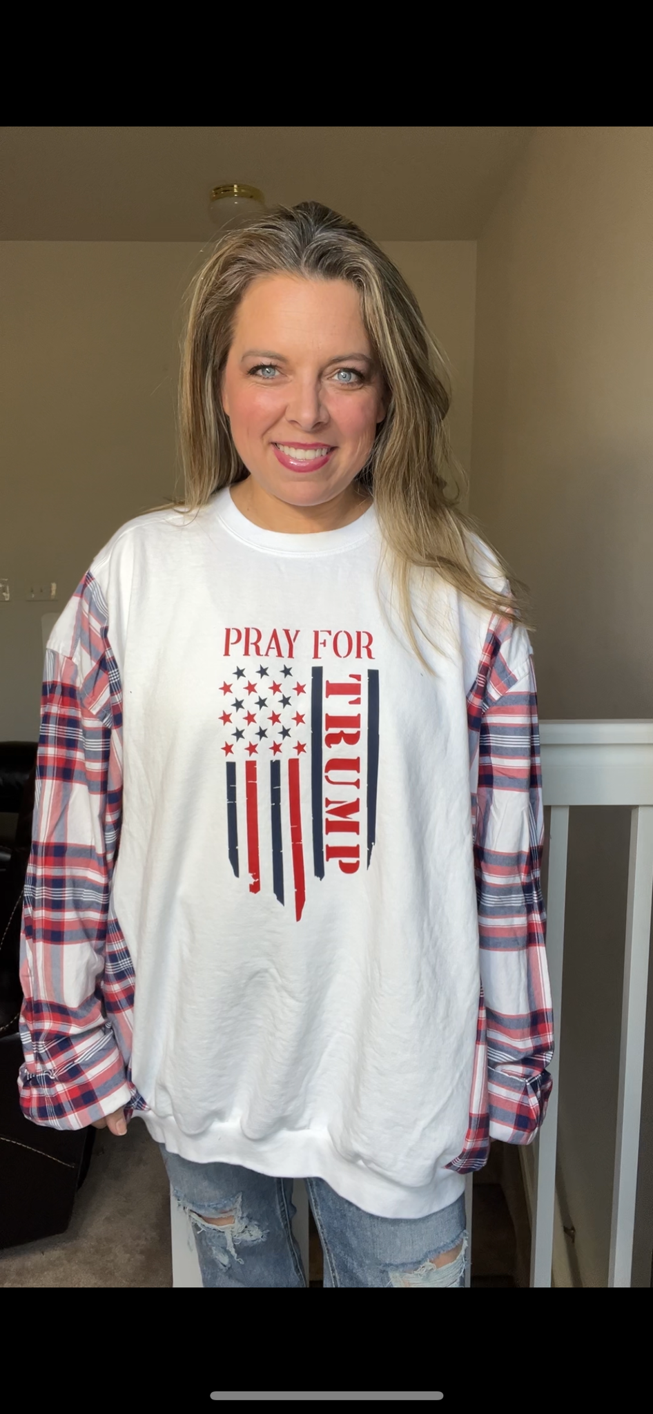 Upcycled Trump – women’s 2X/3X – midweight sweatshirt with soft cotton sleeves￼