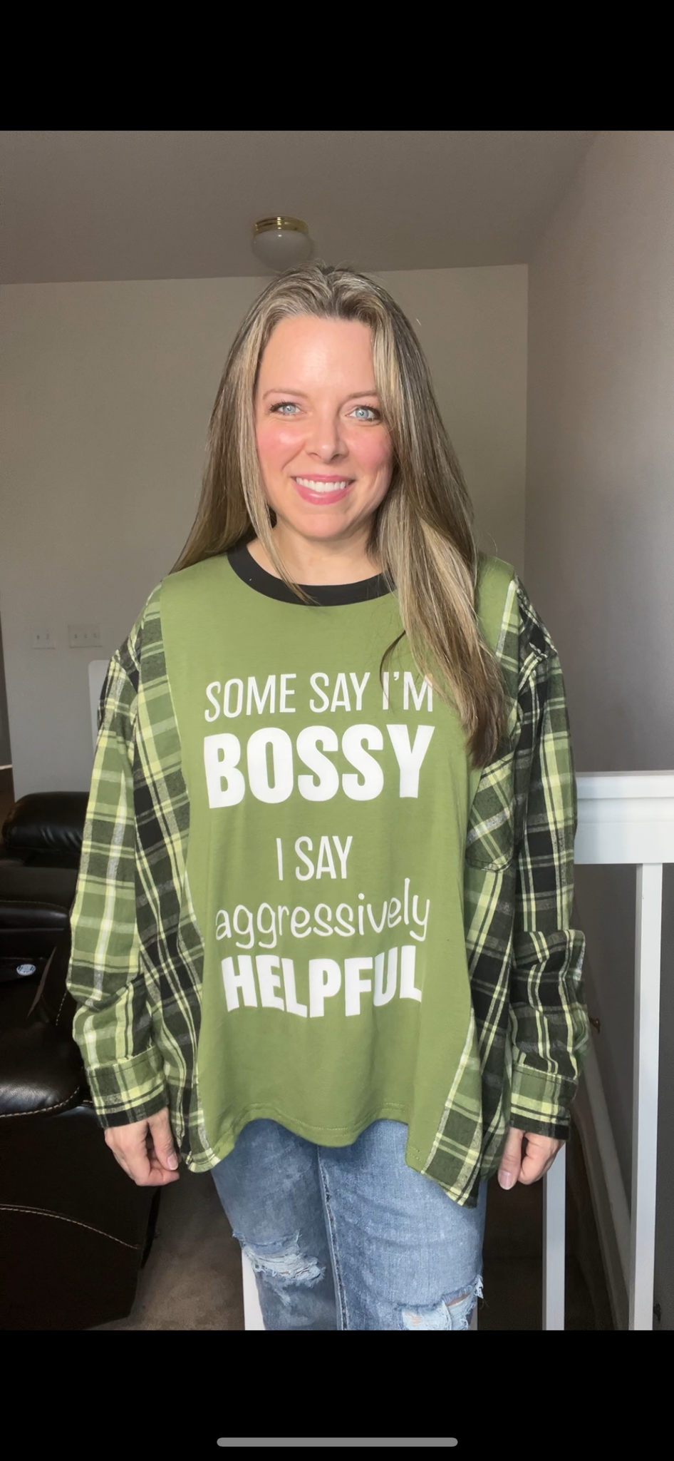 Upcycled Bossy Tshirt – women’s XL – Tshirt with thin flannel sleeves ￼