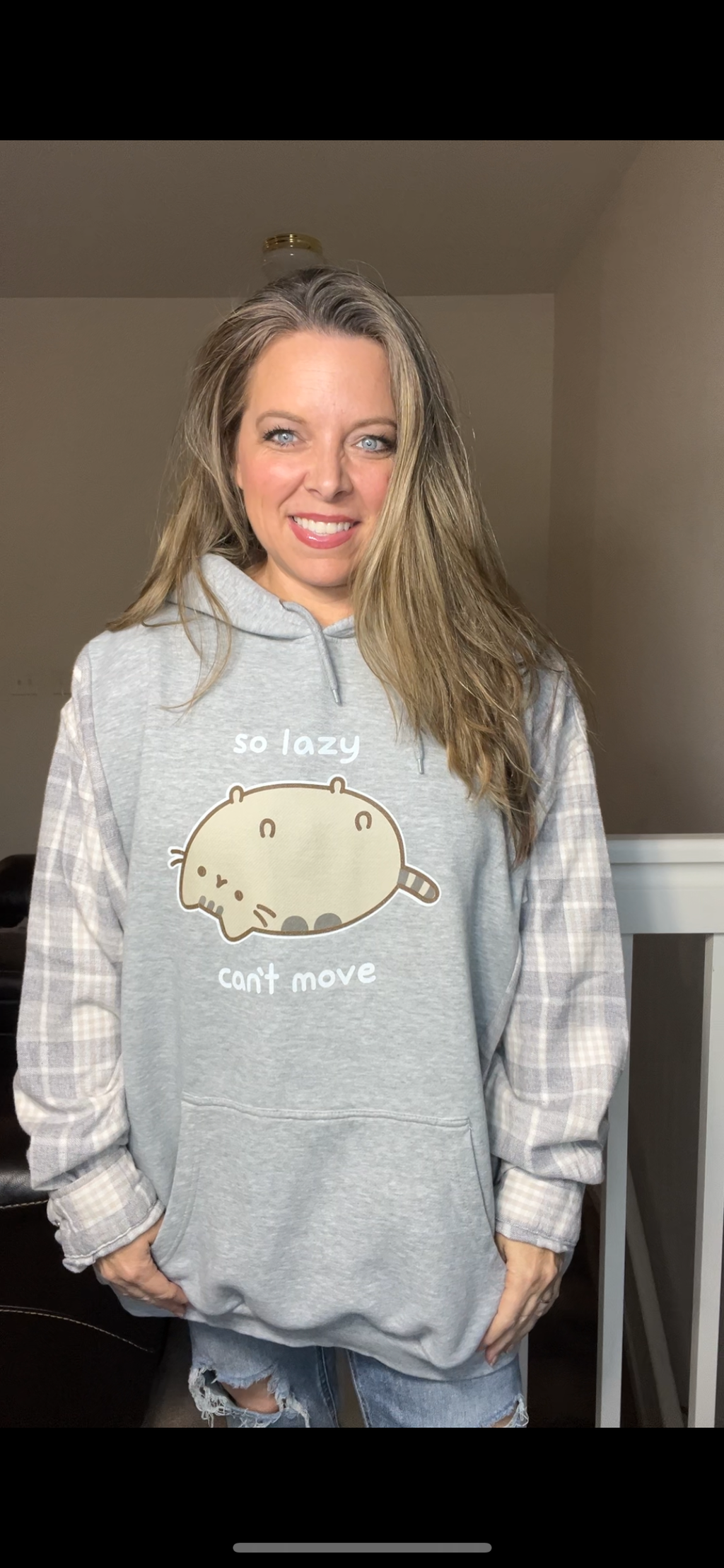 Upcycled Lazy – women’s 5X midweight sweatshirt with flannel sleeves