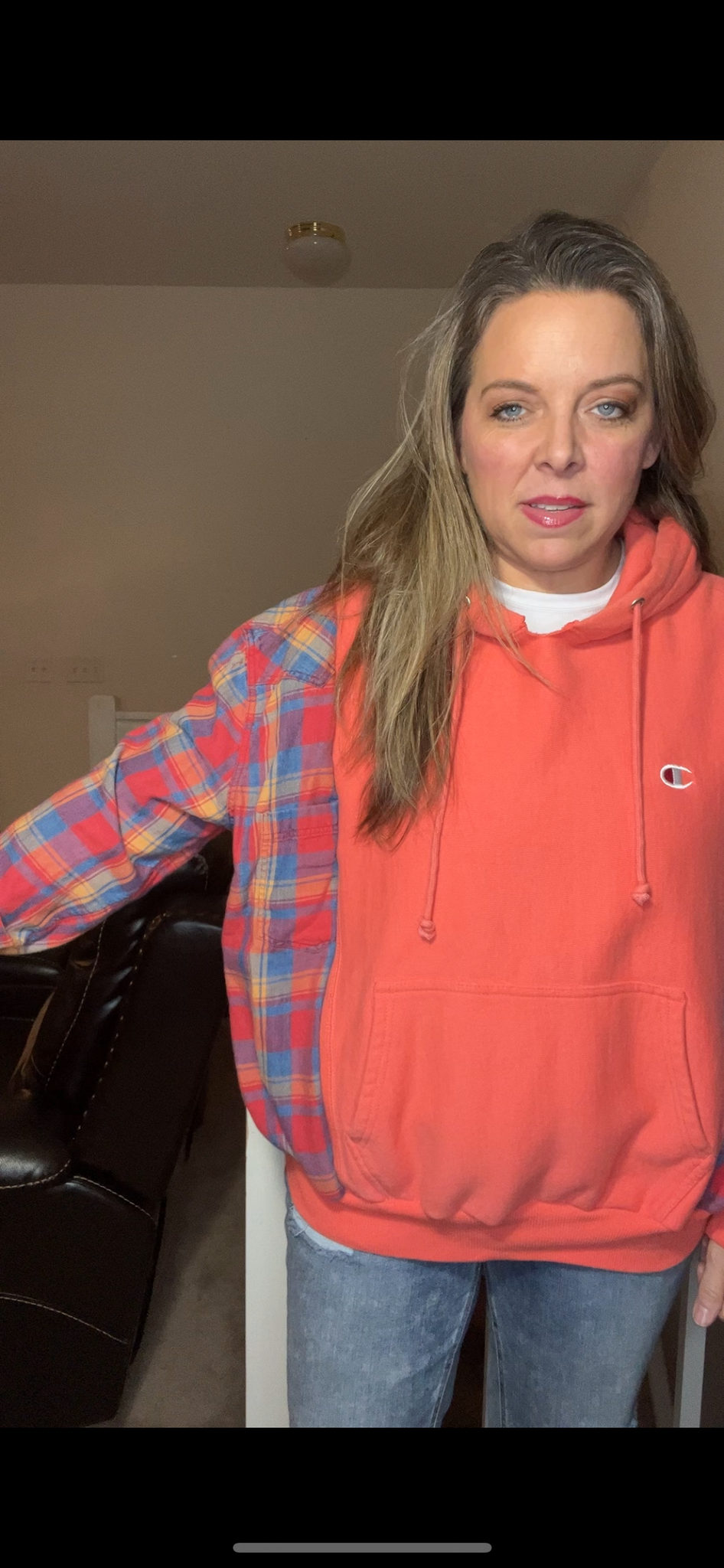 Upcycled Coral Champion – women’s M/L – thick sweatshirt with flannel sleeves￼