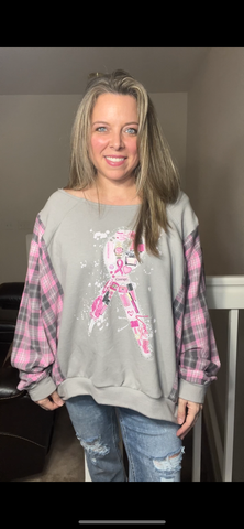 Upcycled Cancer Ribbon – women’s XL – midweight sweatshirt with flannel sleeves – wide neck￼