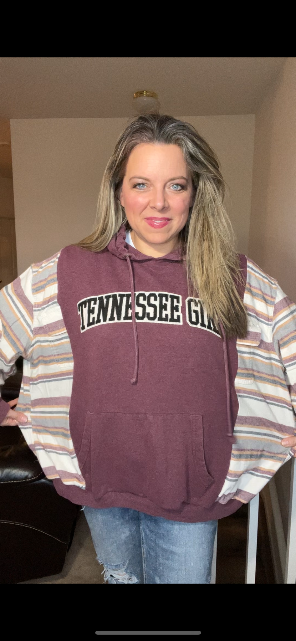 Upcycled Tennessee Girl – women’s 2X – midweight sweatshirt with flannel sleeves￼