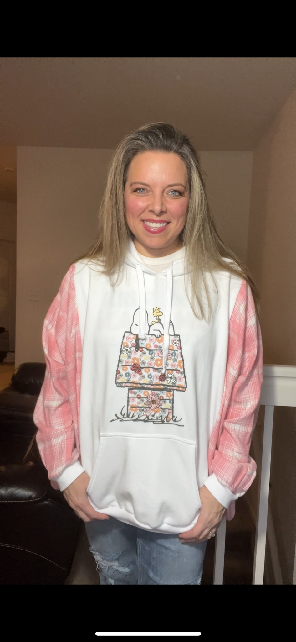 Upcycled Snoopy – women’s XL/1X– midweight sweatshirt with flannel sleeves￼