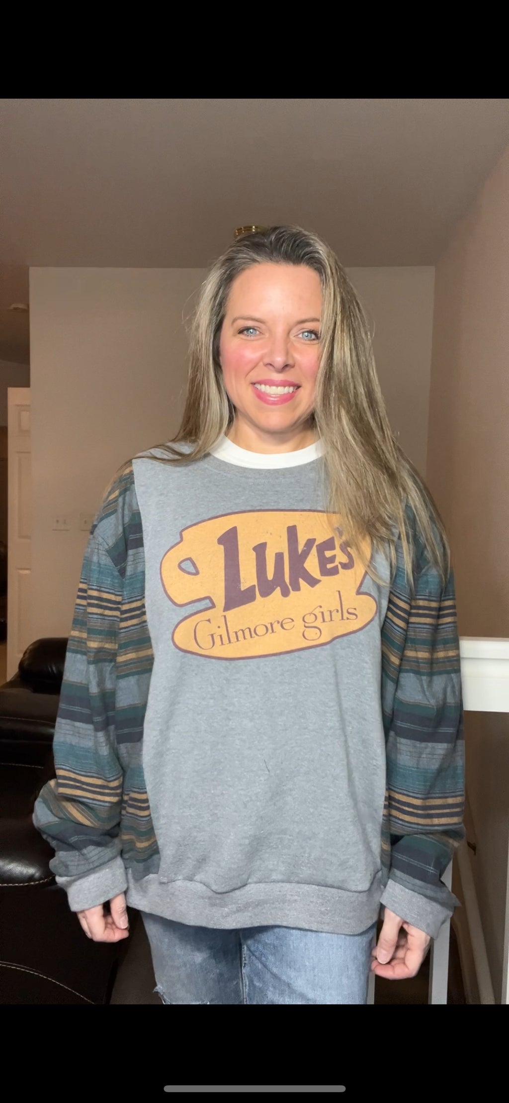 Gilmore Girls - woman’s 1X - thin sweatshirt with flannel sleeves