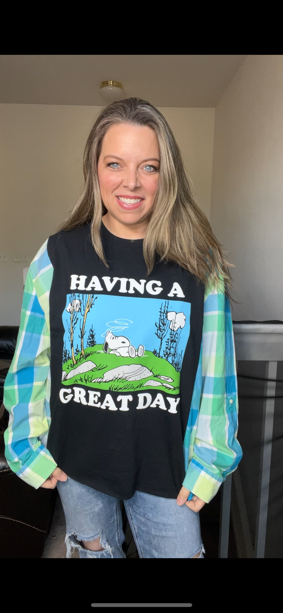 Upcycled Snoopy – women’s XL/1X T-shirt with cotton sleeves