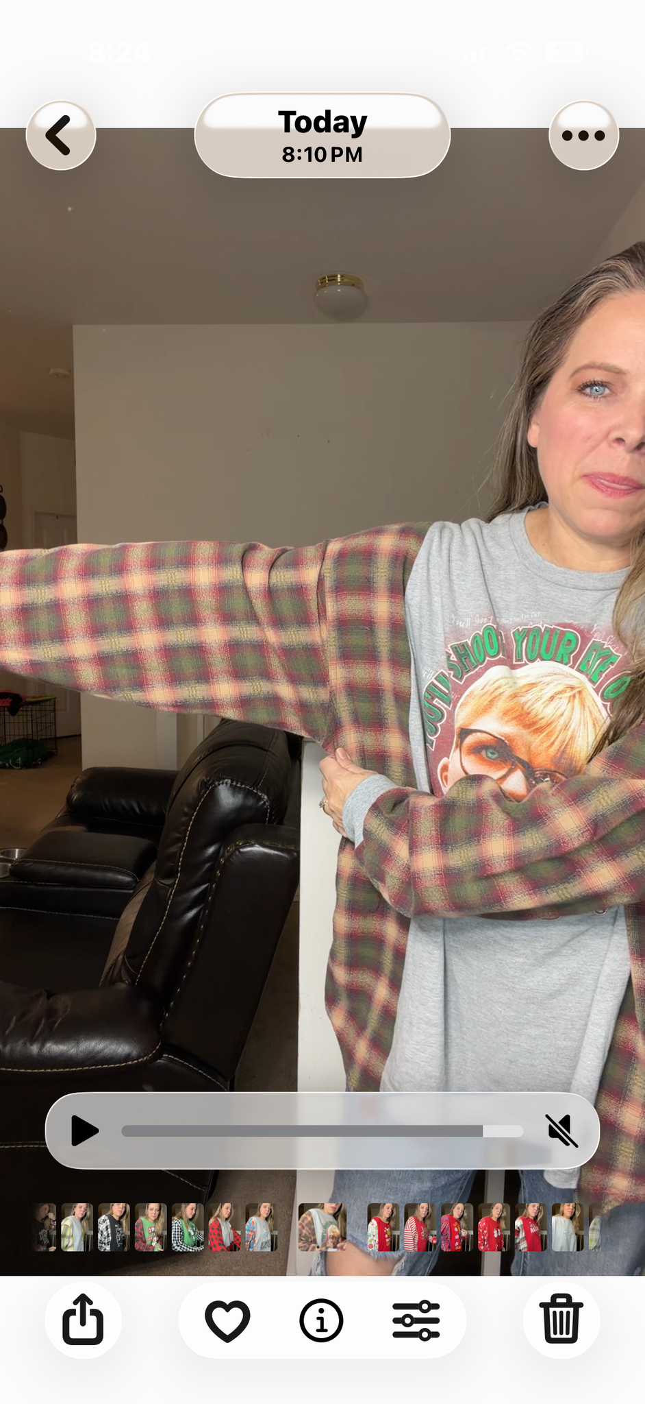 Upcycled eye out – women's 2X/3X T-shirt with flannel sleeves