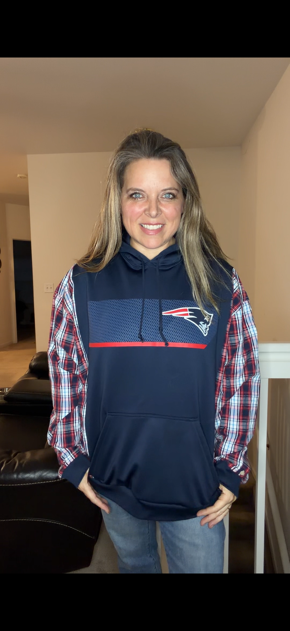 Upcycled Patriots - women's XL - dry fit sweatshirt with cotton sleeves