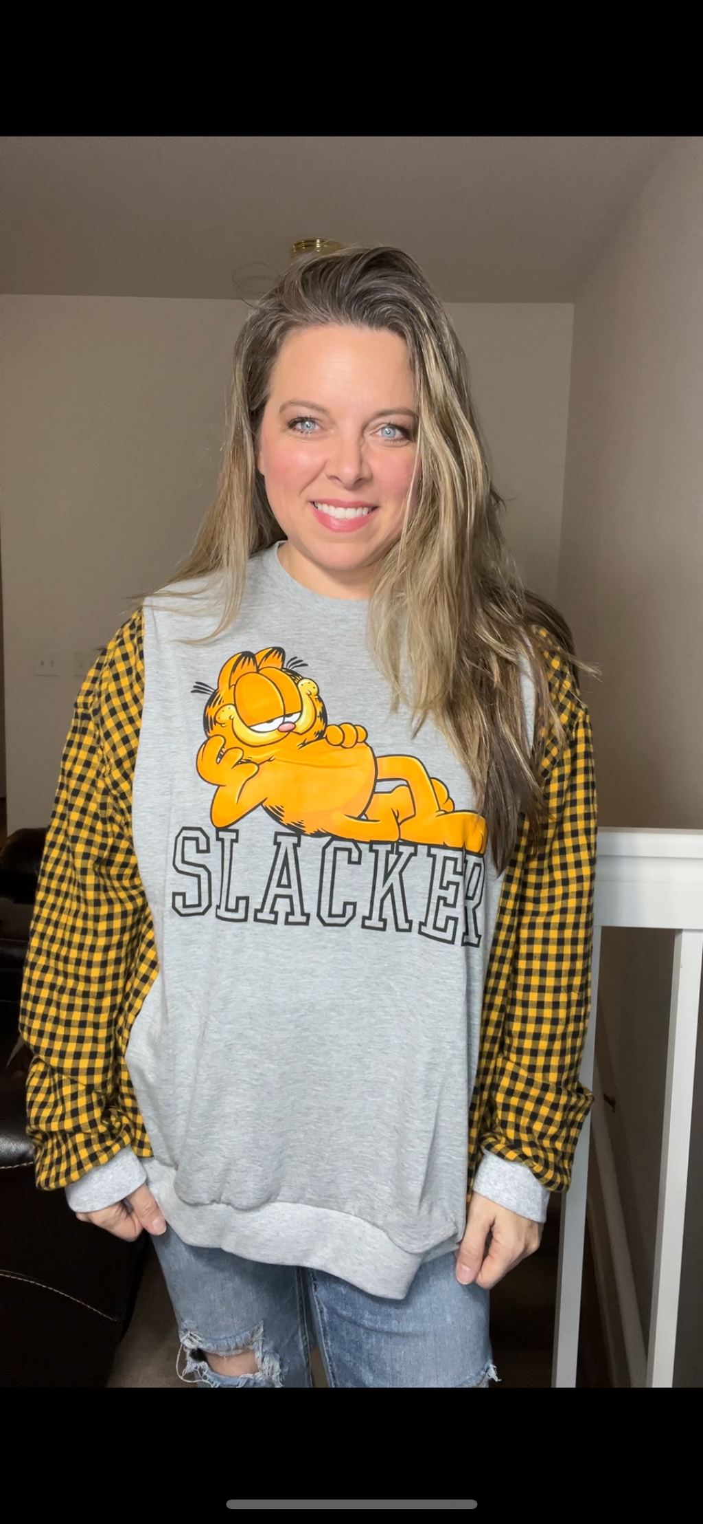 Upcycled Slacker – women’s 2X/3X – T-shirt with flannel sleeves