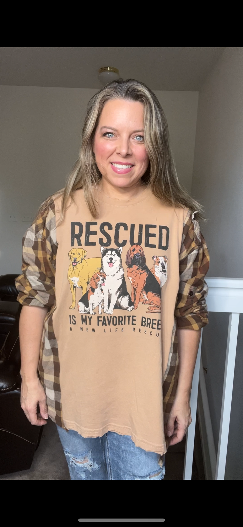 Upcycled Dog rescue – women’s 2X – Tshirt with flannel sleeves￼