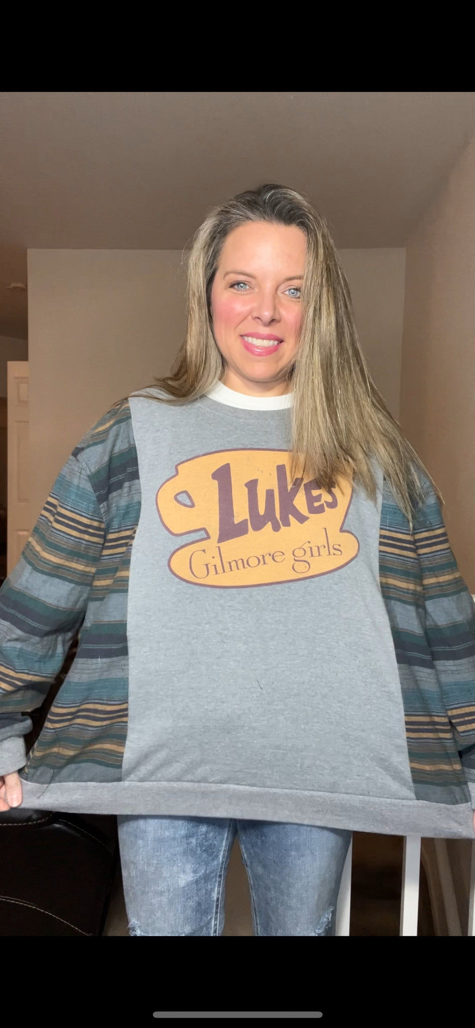 Gilmore Girls - woman’s 1X - thin sweatshirt with flannel sleeves