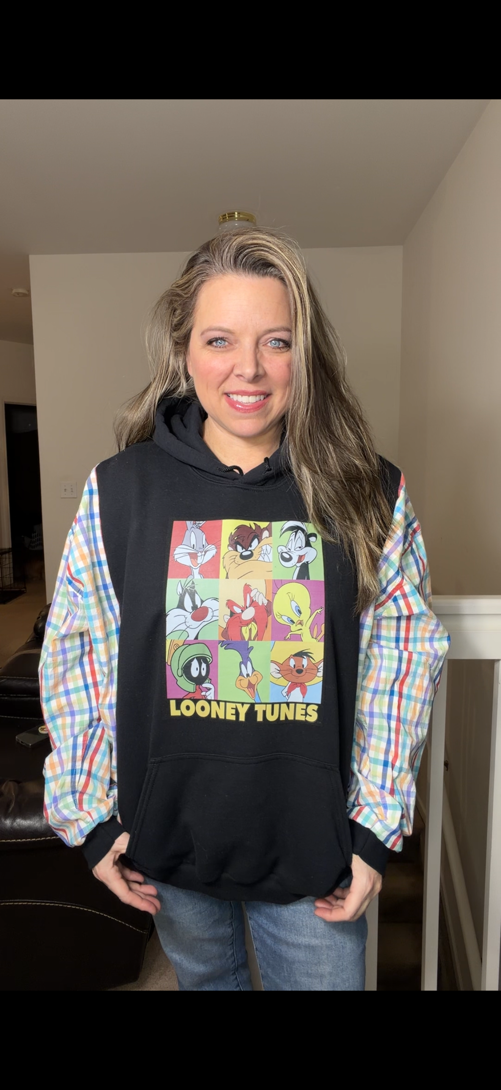 Upcycled Looney Tunes - women's 2X – midweight sweatshirt with cotton sleeves