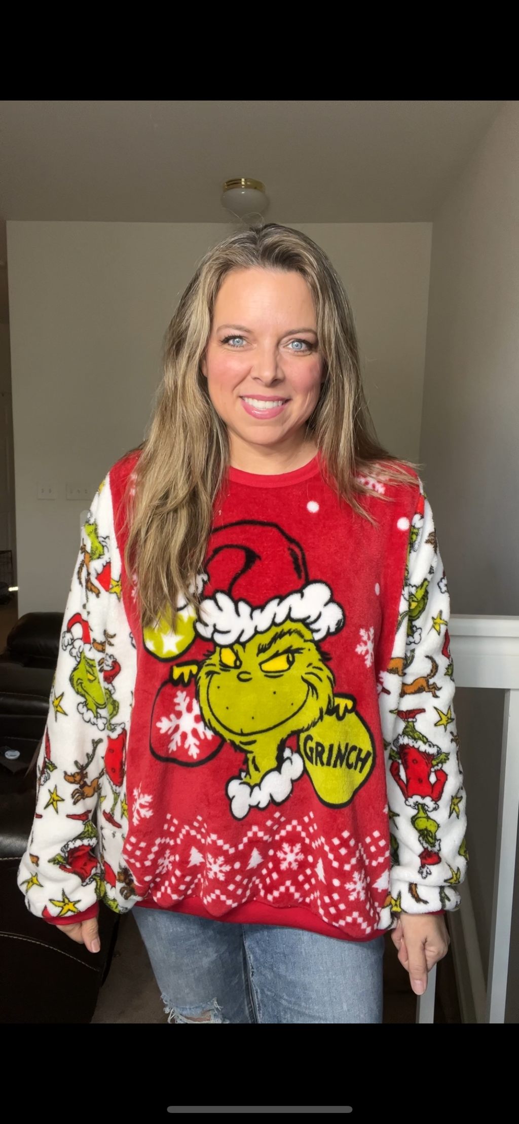 Upcycled Grinch Fuzzy – women’s XL/1X – fleece sweatshirt with fleece sleeves￼