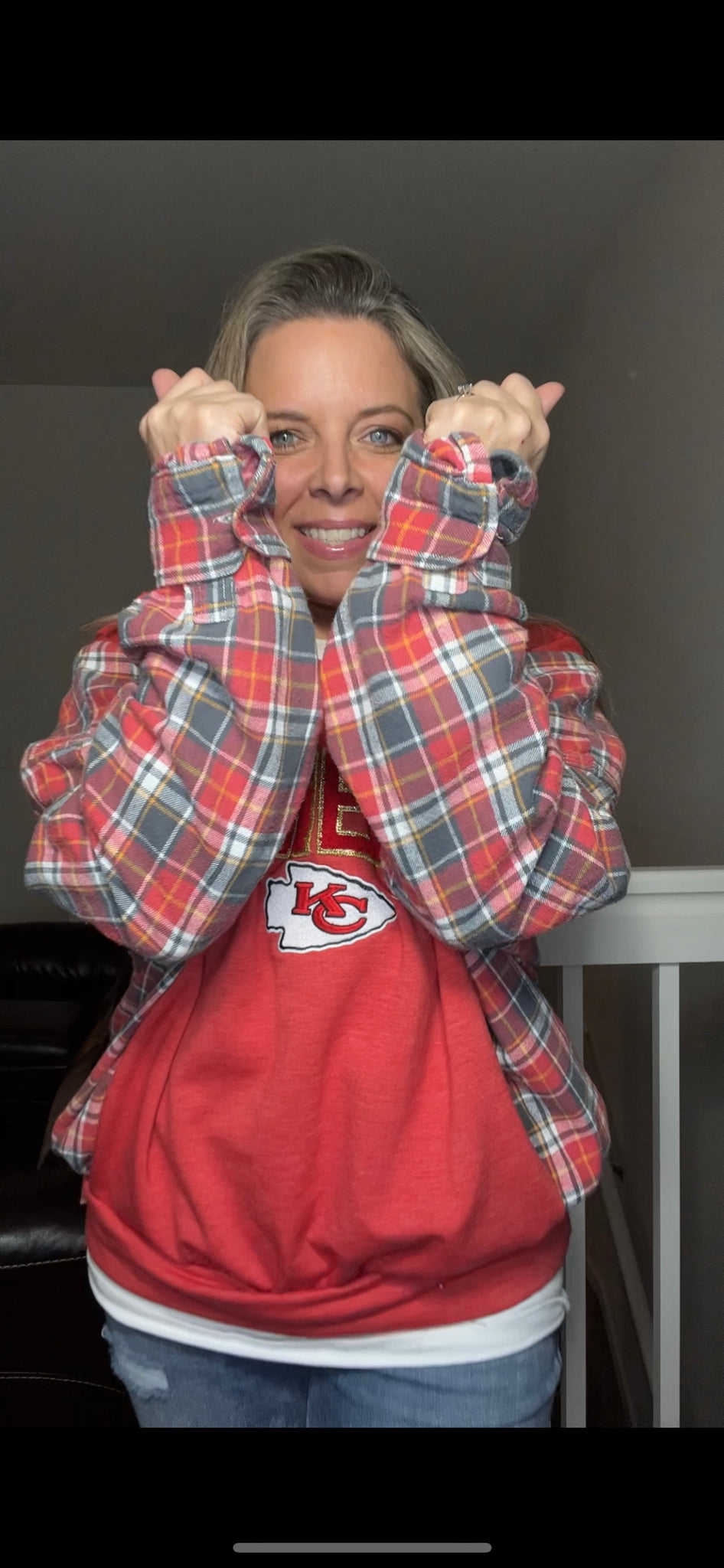 KC Chiefs - woman’s XL - bottom band not very stretchy