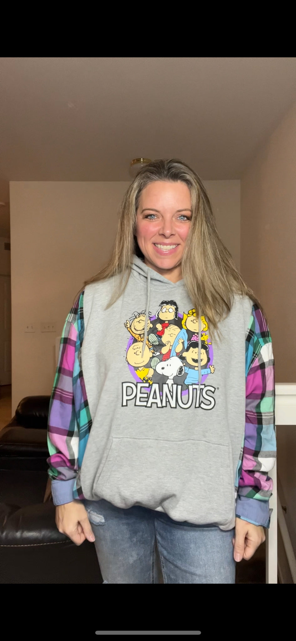 Peanuts Gang - woman’s Large