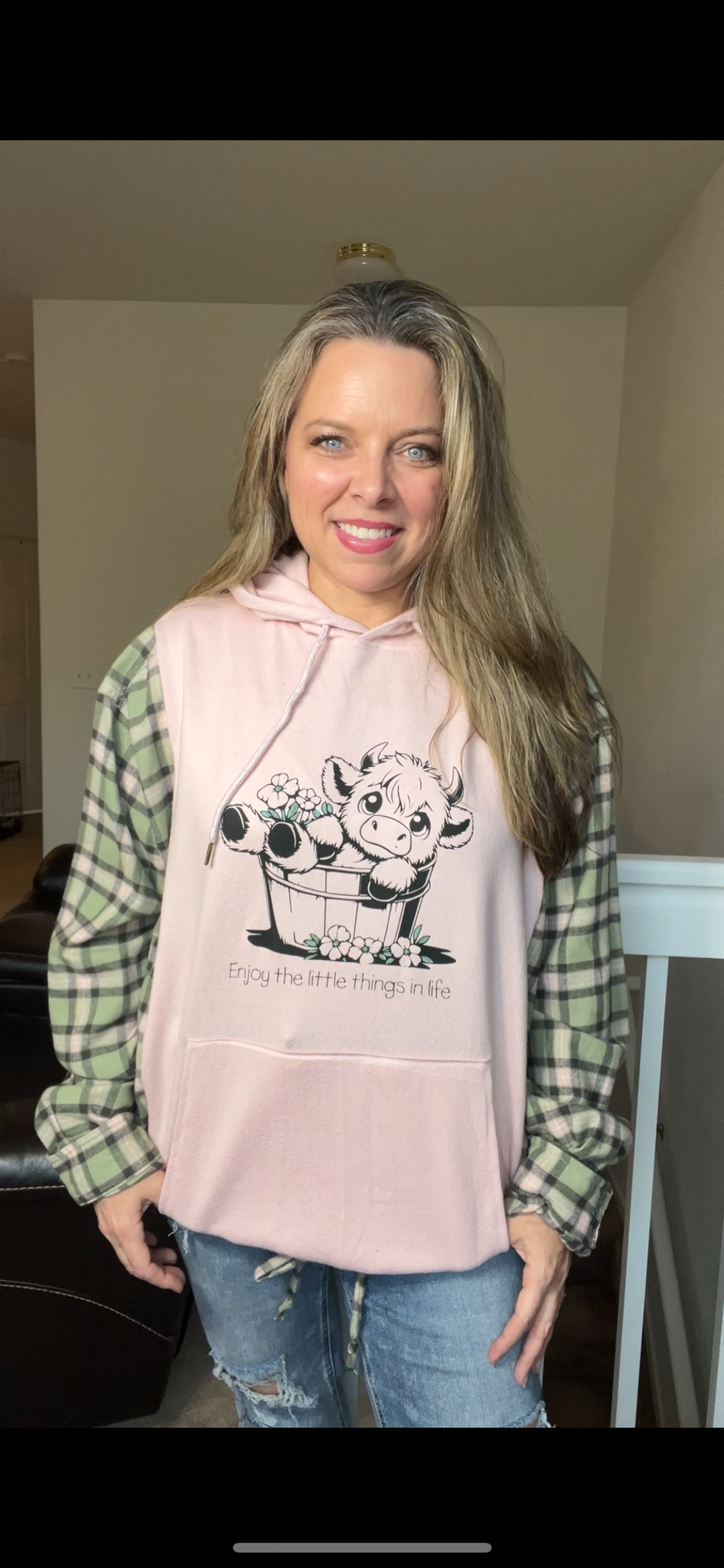 Upcycled Cow – women’s 1X – thin French terry sweatshirt with flannel sleeves￼