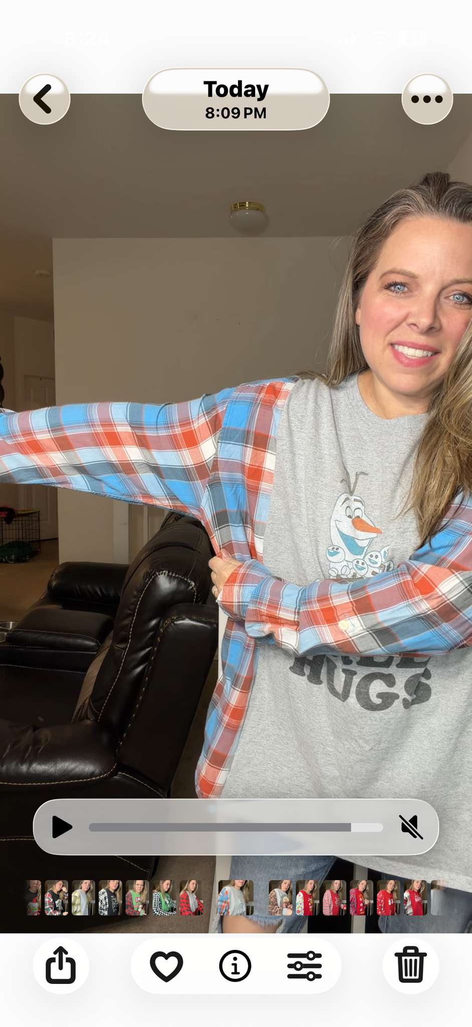 Upcycled free hugs – women's 2X T-shirt with flannel sleeves