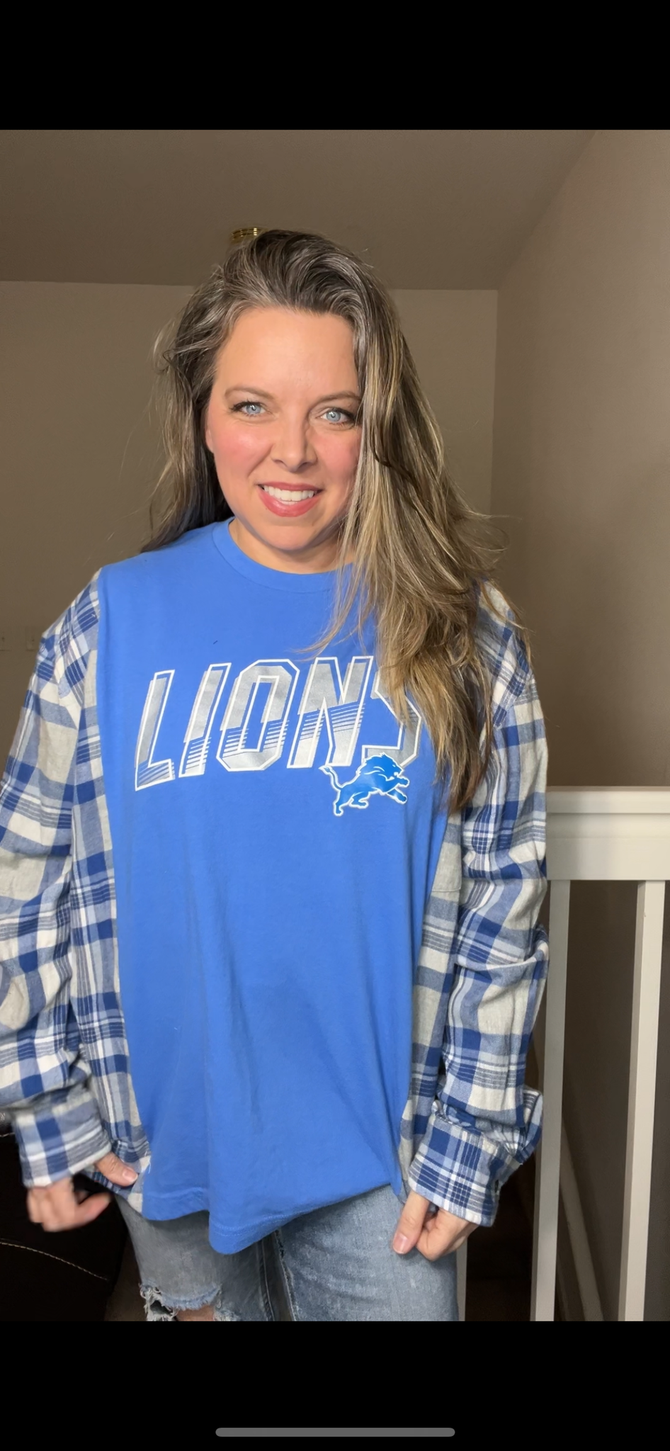 Upcycled Lions – women’s 2X T-shirt with flannel sleeves