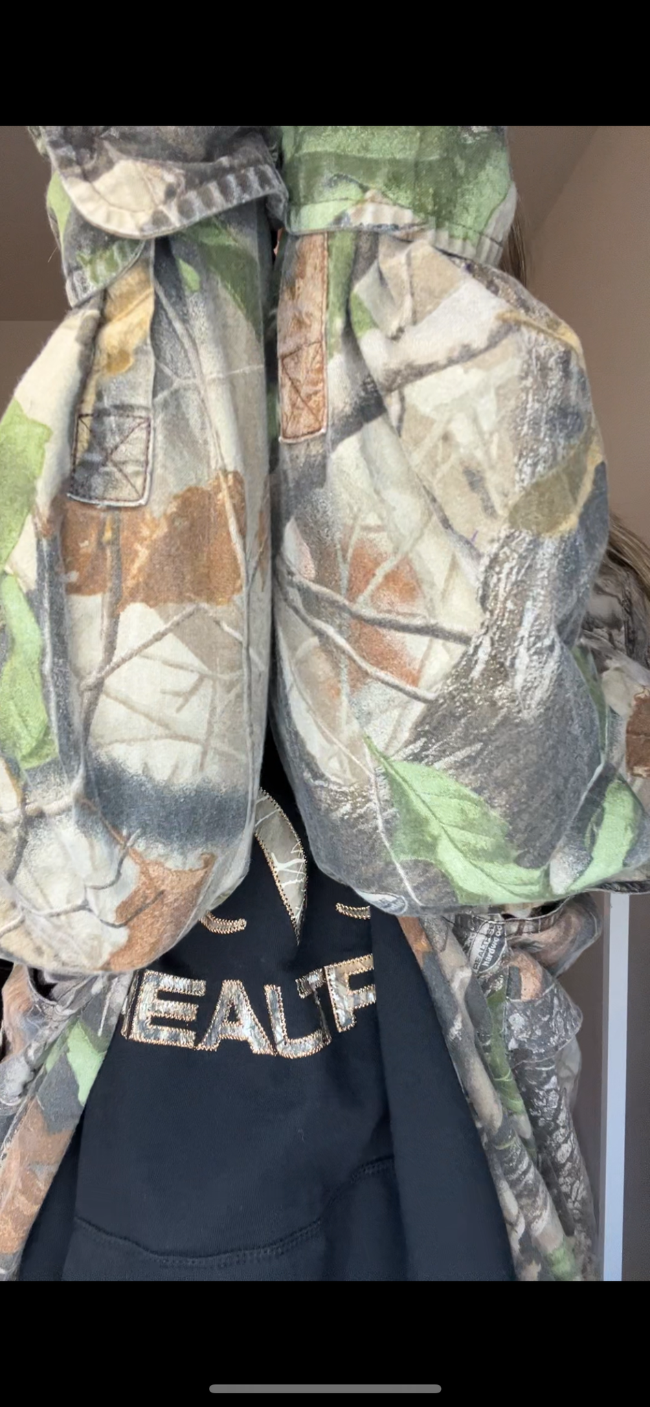 Upcycled Realtree – women’s 3X/4X – midweight sweatshirt with thick cotton sleeves￼