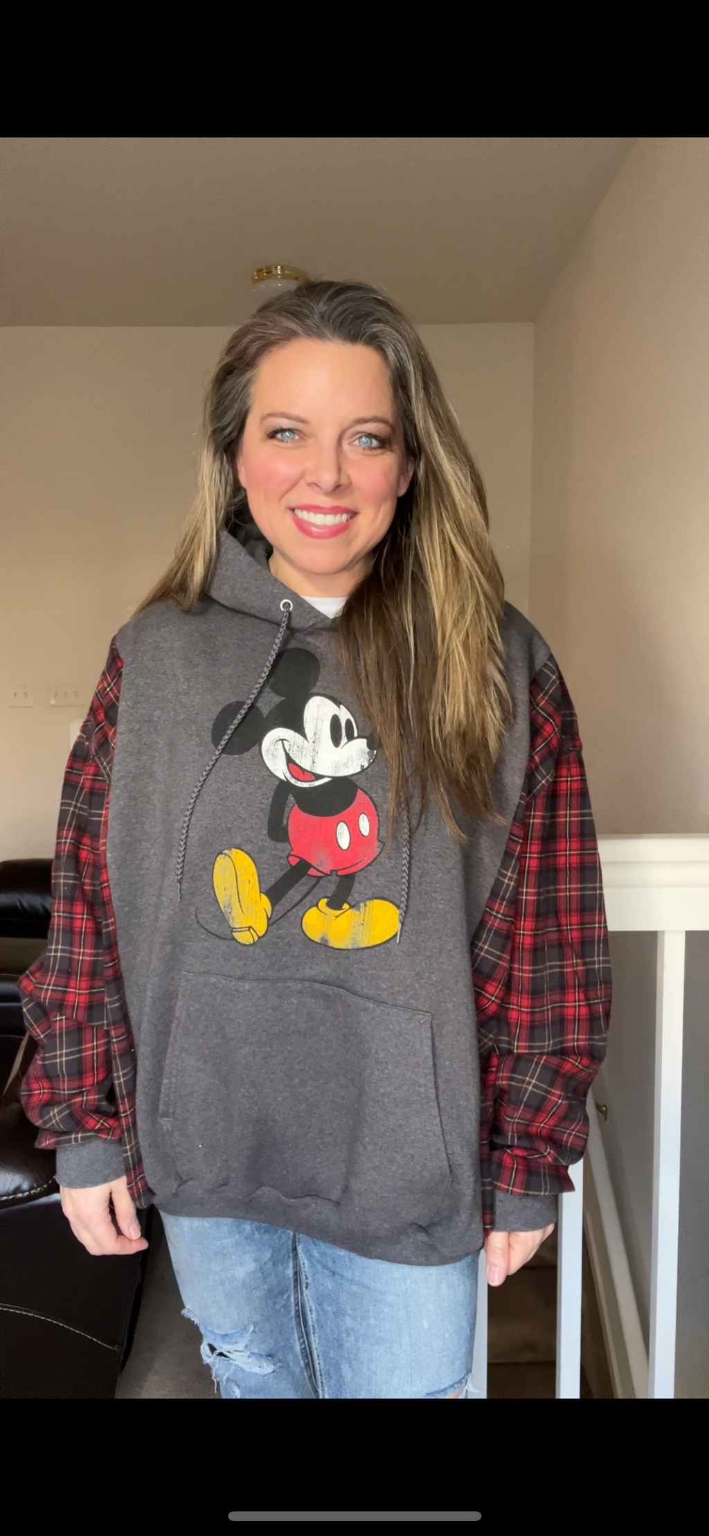 Upcycled Mickey Mouse – women’s 1X – midweight sweatshirt with flannel sleeves ￼