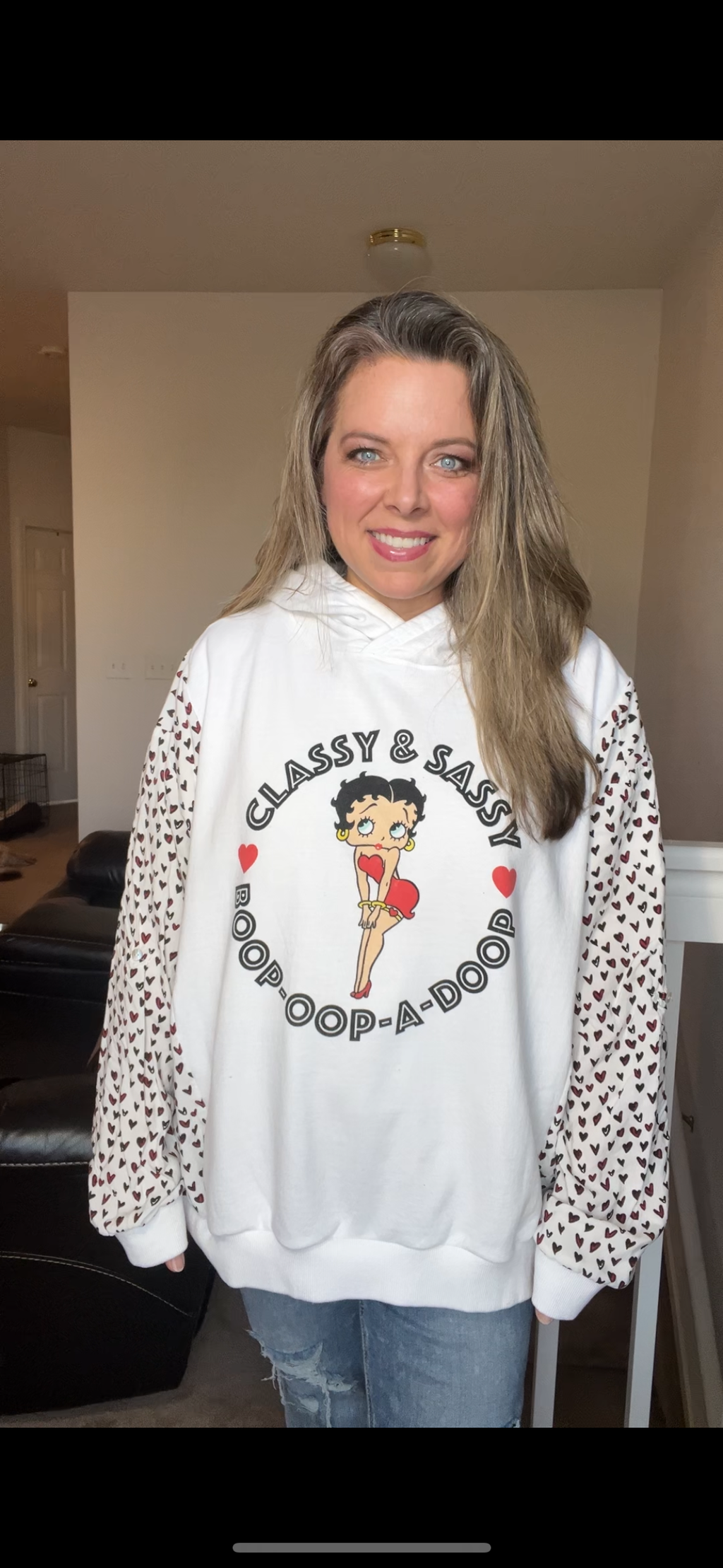 Upcycled Betty Boop – women’s 2X – midweight sweatshirt with soft cotton sleeves￼