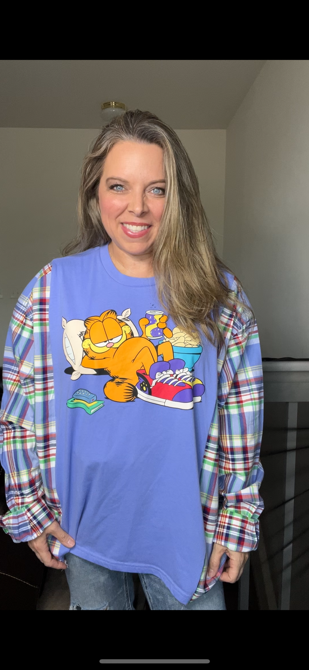 Upcycled Garfield – women’s 2X T-shirt with flannel sleeves
