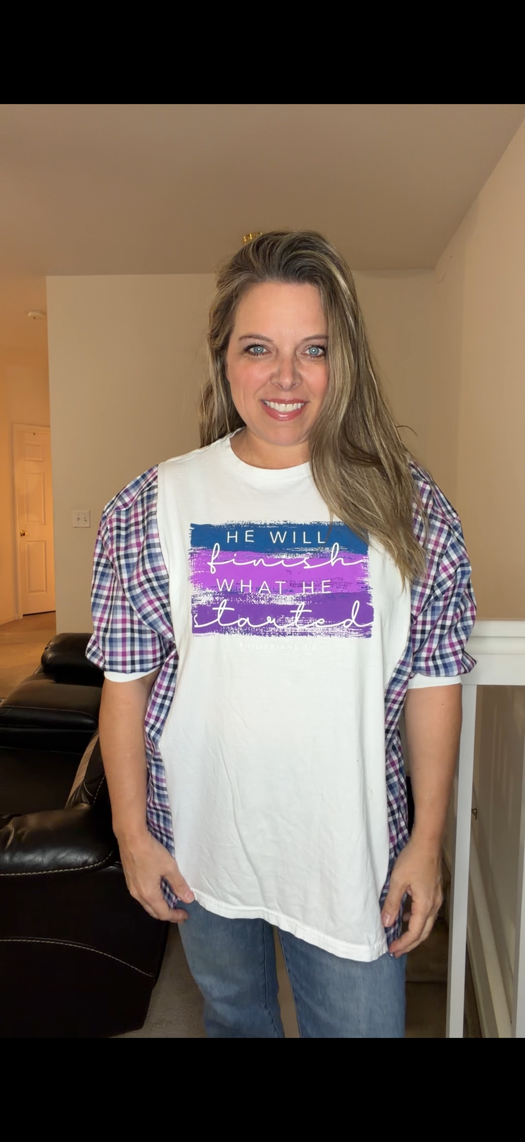 Upcycled Finish - women's medium/large T-shirt with short sleeves
