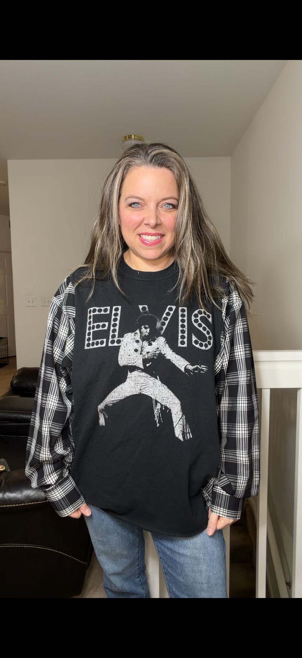 Upcycled Elvis - women's one X T-shirt with thin cotton sleeves