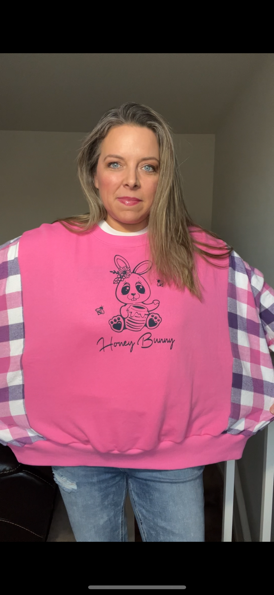 Upcycled Honey Bunny Pink – women’s XL/1X – thin sweatshirt with flannel sleeves￼