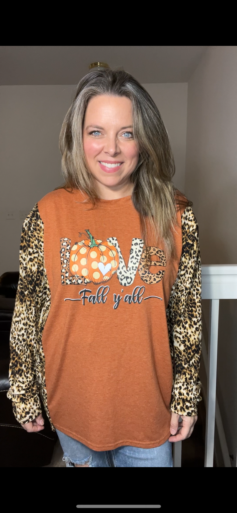 Upcycled Pumpkin Love – women’s XL/1X – Tshirt with stretchy sleeves