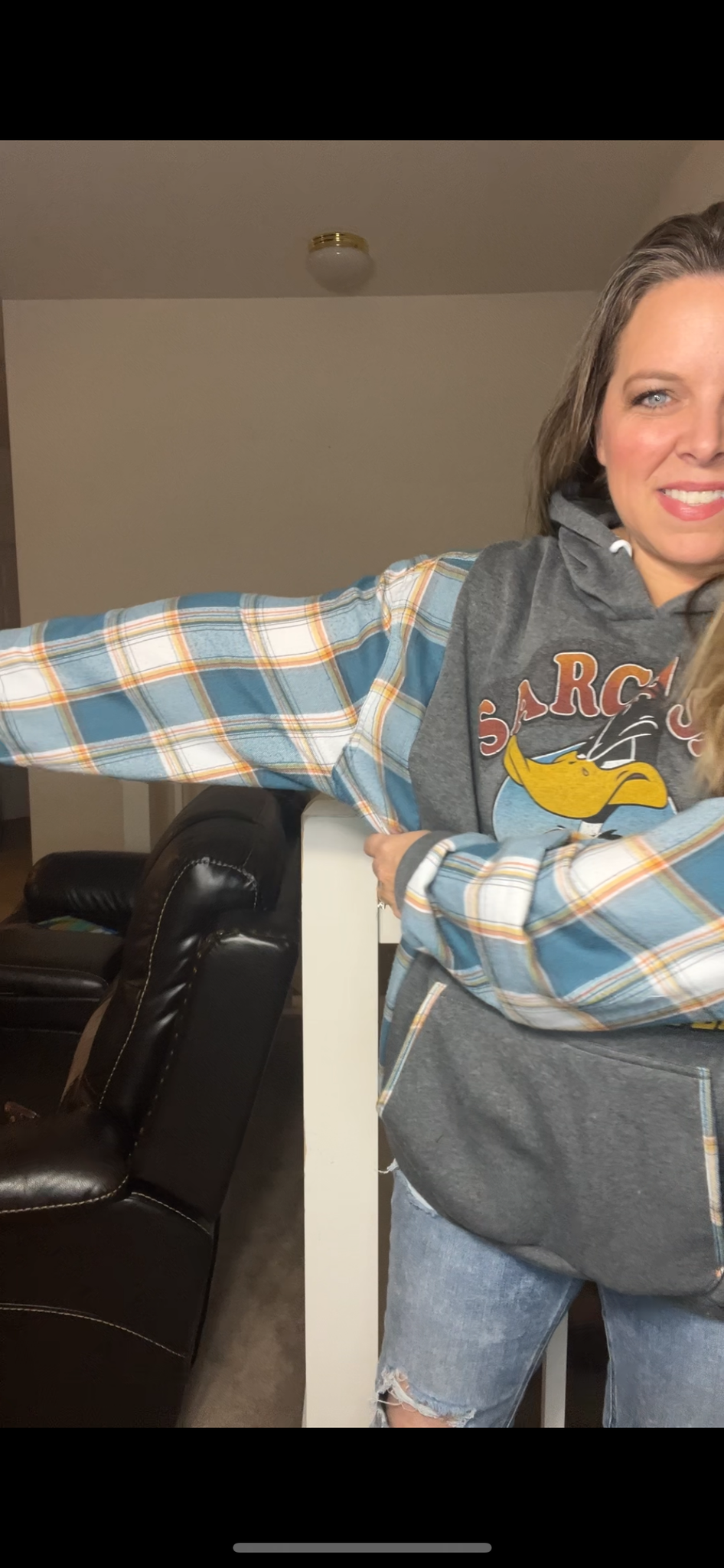 Upcycled Daffy sarcasm – women’s 3X midweight sweatshirt with flannel sleeves
