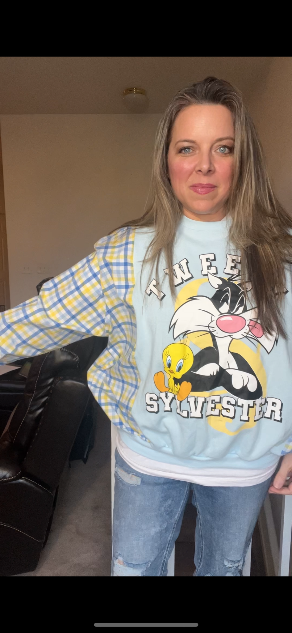 Upcycled Sylvester womens medium midweight sweatshirt