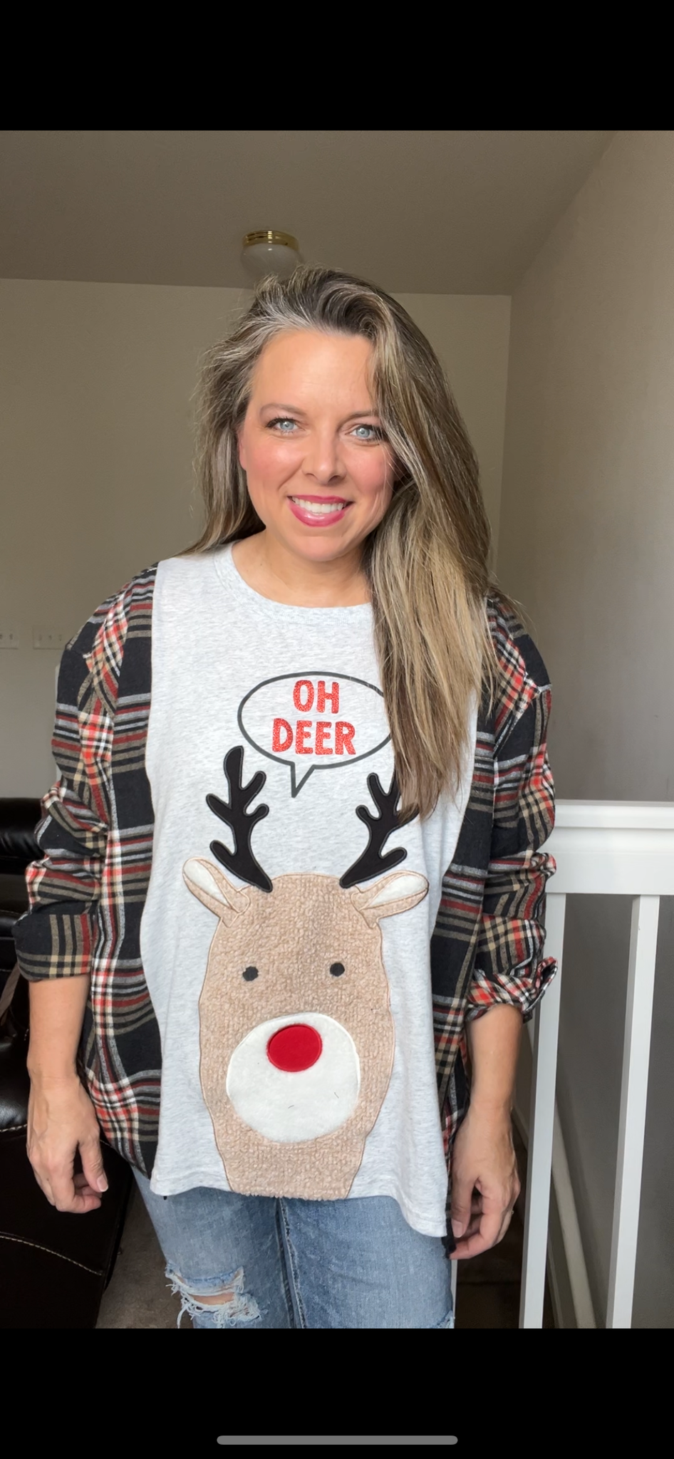 Upcycled Oh Deer – woman’s XL – T-shirt with flannel sleeps￼