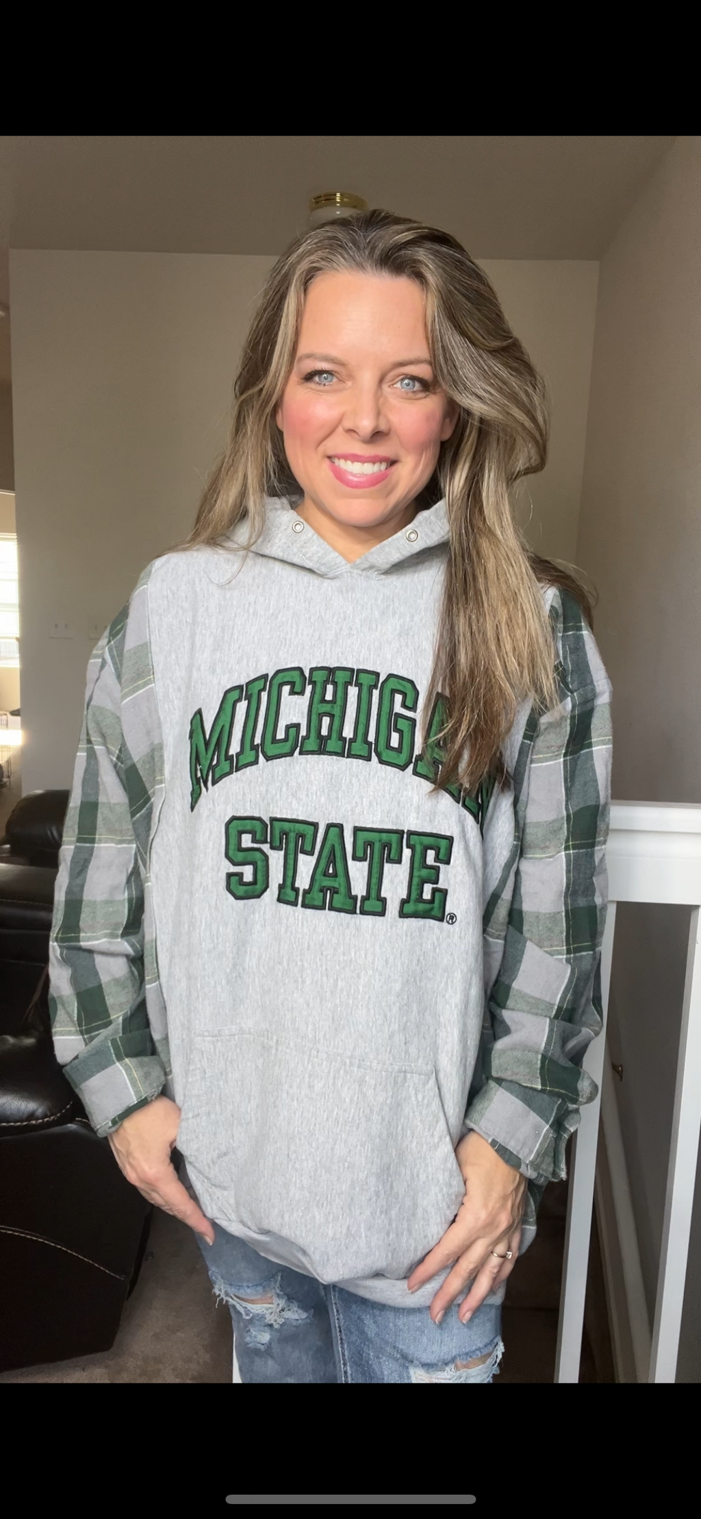 Upcycled MSU - women’s 2X – heavy sweatshirt with flannel sleeves￼