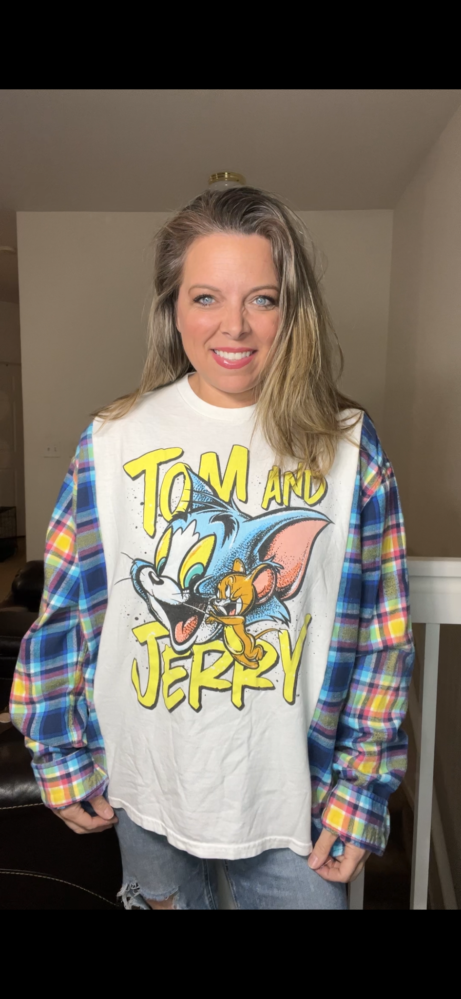 Upcycled Tom and Jerry – women’s 1X/2X T-shirt with flannel sleeves
