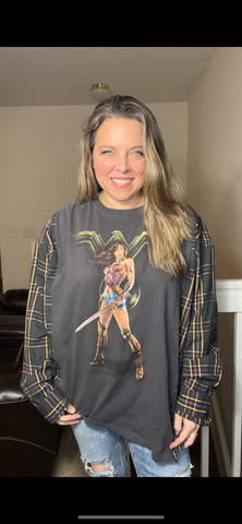 Upcycled Wonder woman – women’s 3X – T-shirt with soft cotton sleeves