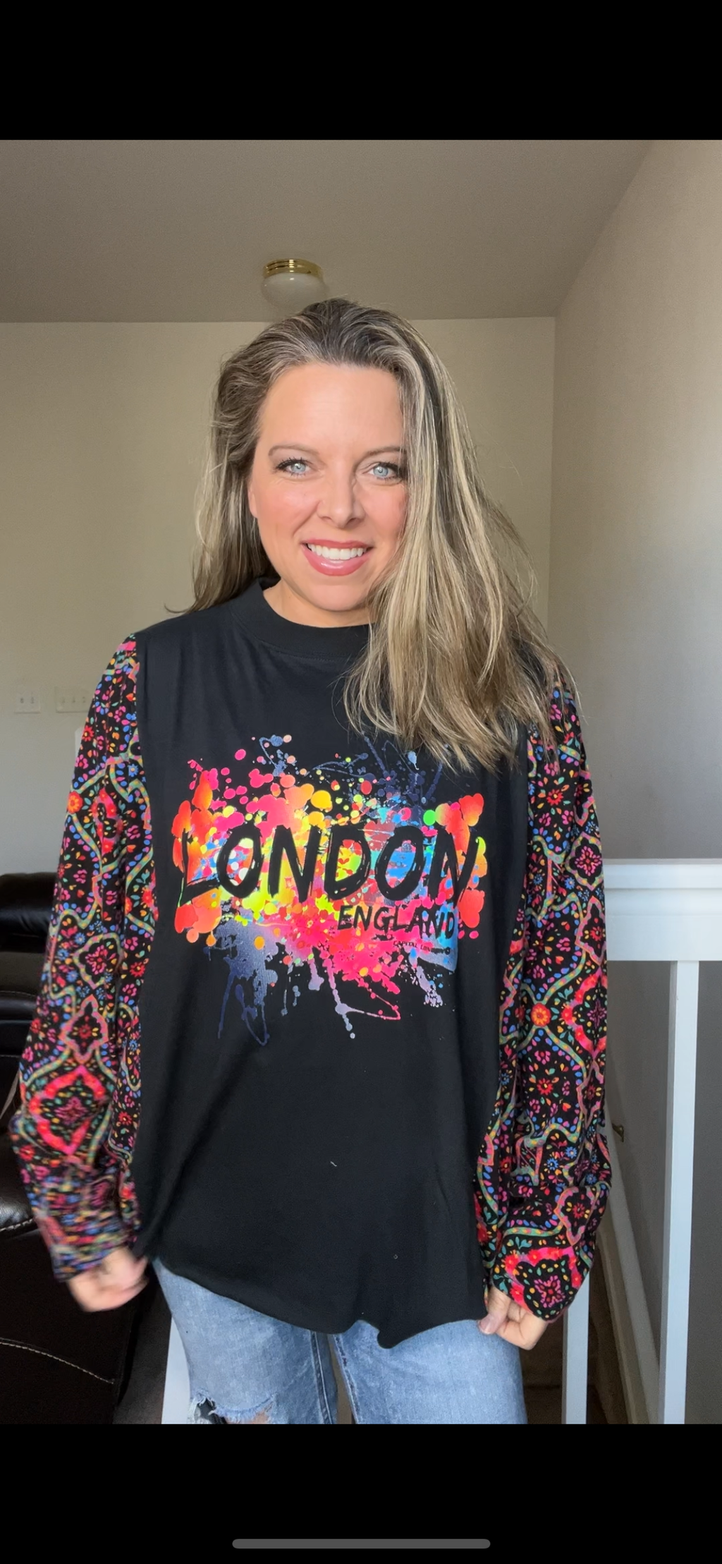 Upcycled London – women’s 3X T-shirt with stretchy sleeves