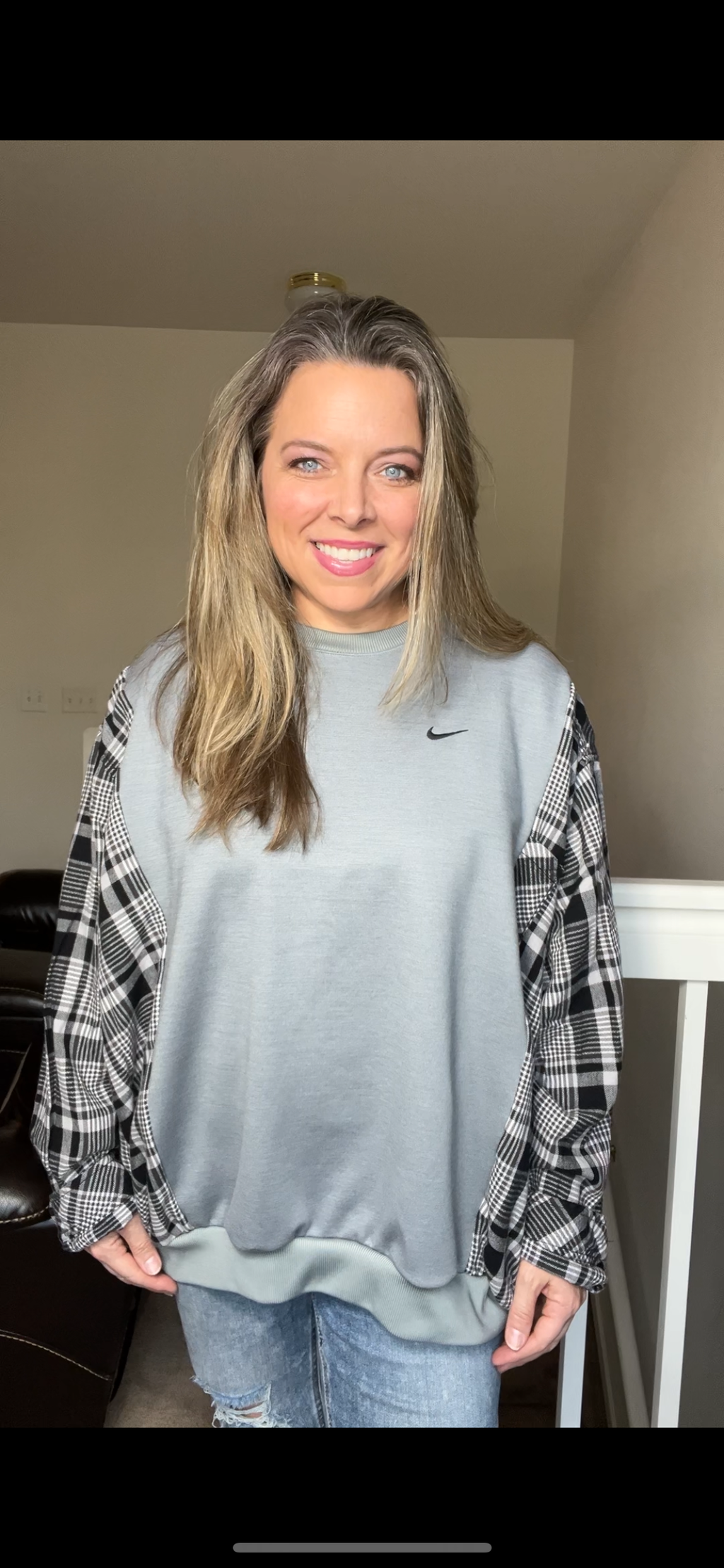 Upcycled Silver Nike – women’s XL – midweight sweatshirt with flannel sleeves ￼