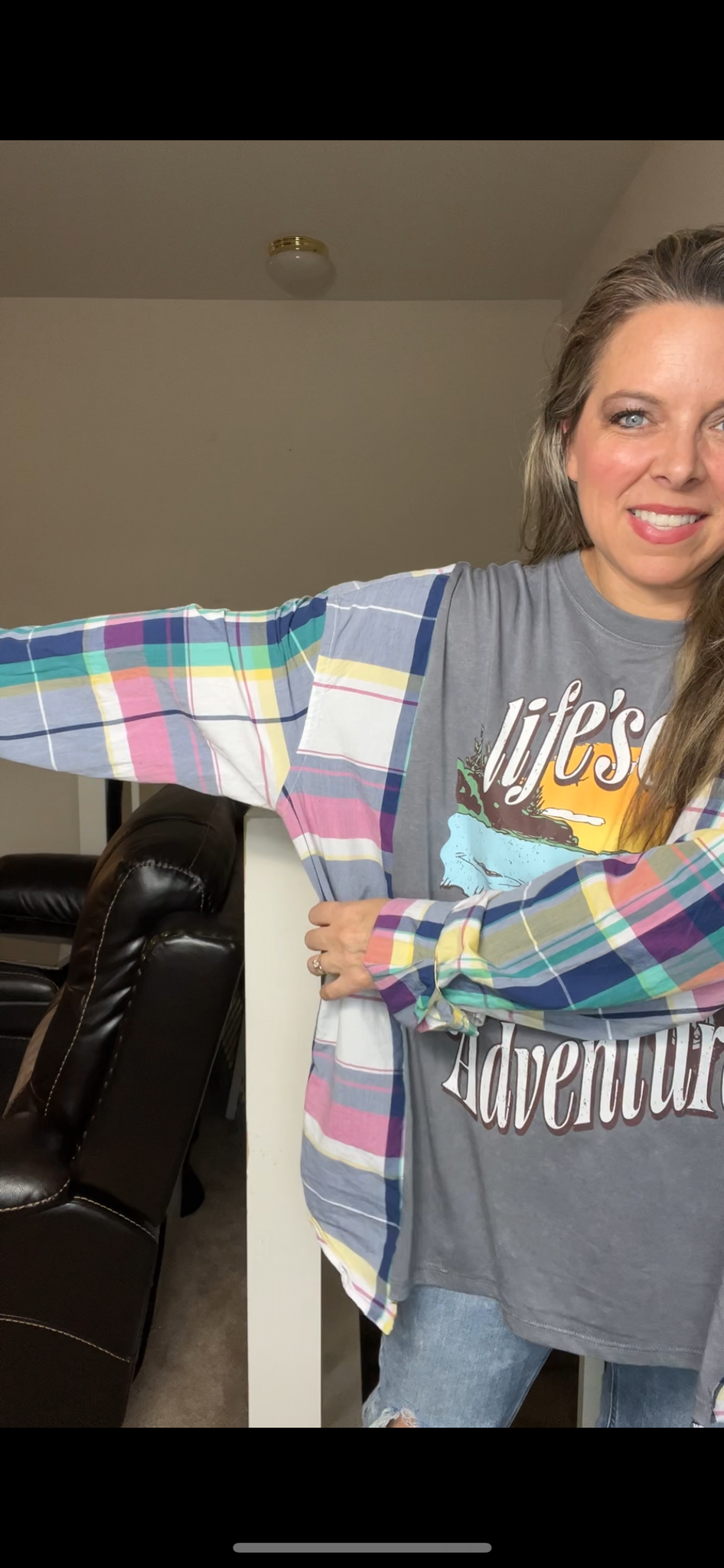 Upcycled Snoopy adventure – women’s 4X T-shirt with cotton dress sleeves