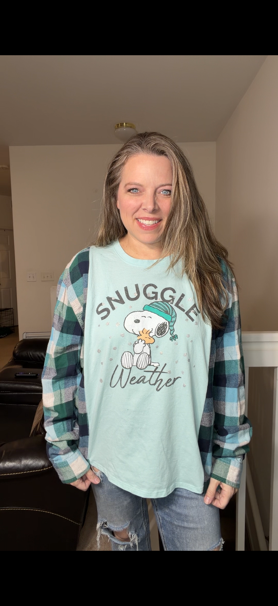 Upcycled snuggle – women's medium/large T-shirt with flannel sleeves