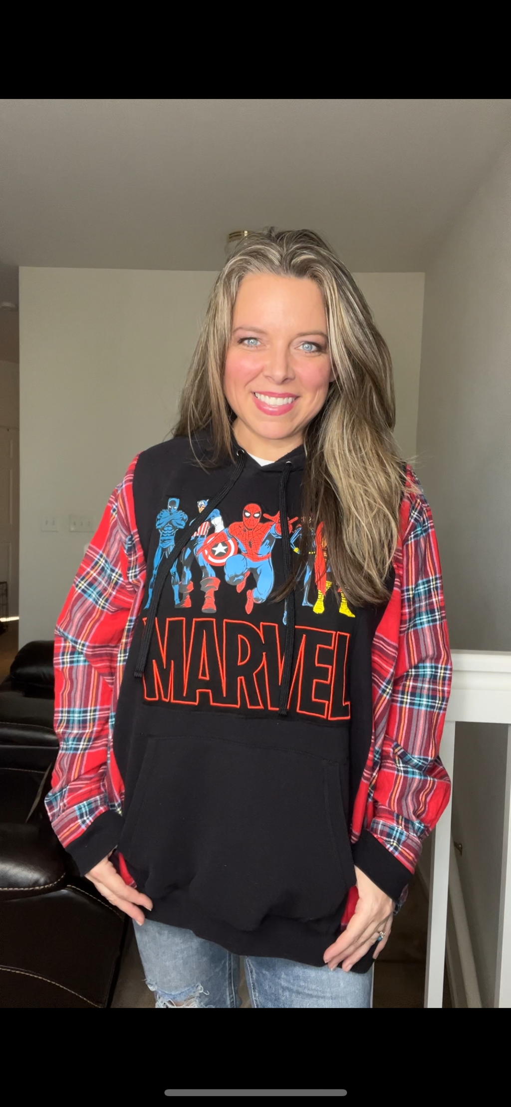 Upcycled Marvel – women’s 2X/3X – midweight sweatshirt with flannel sleeves ￼