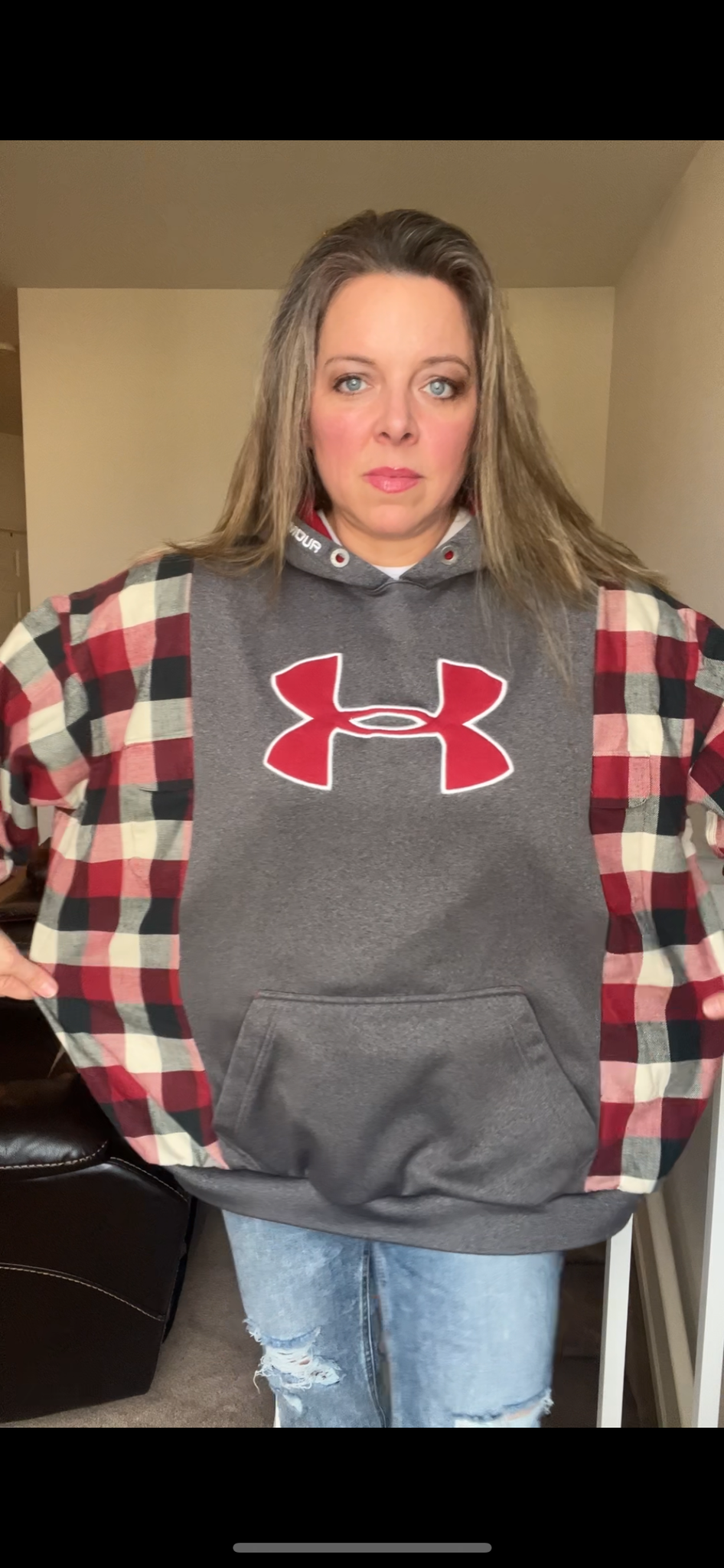 Upcycled UA – women’s 1X – Midweight sweatshirt with flannel sleeves￼